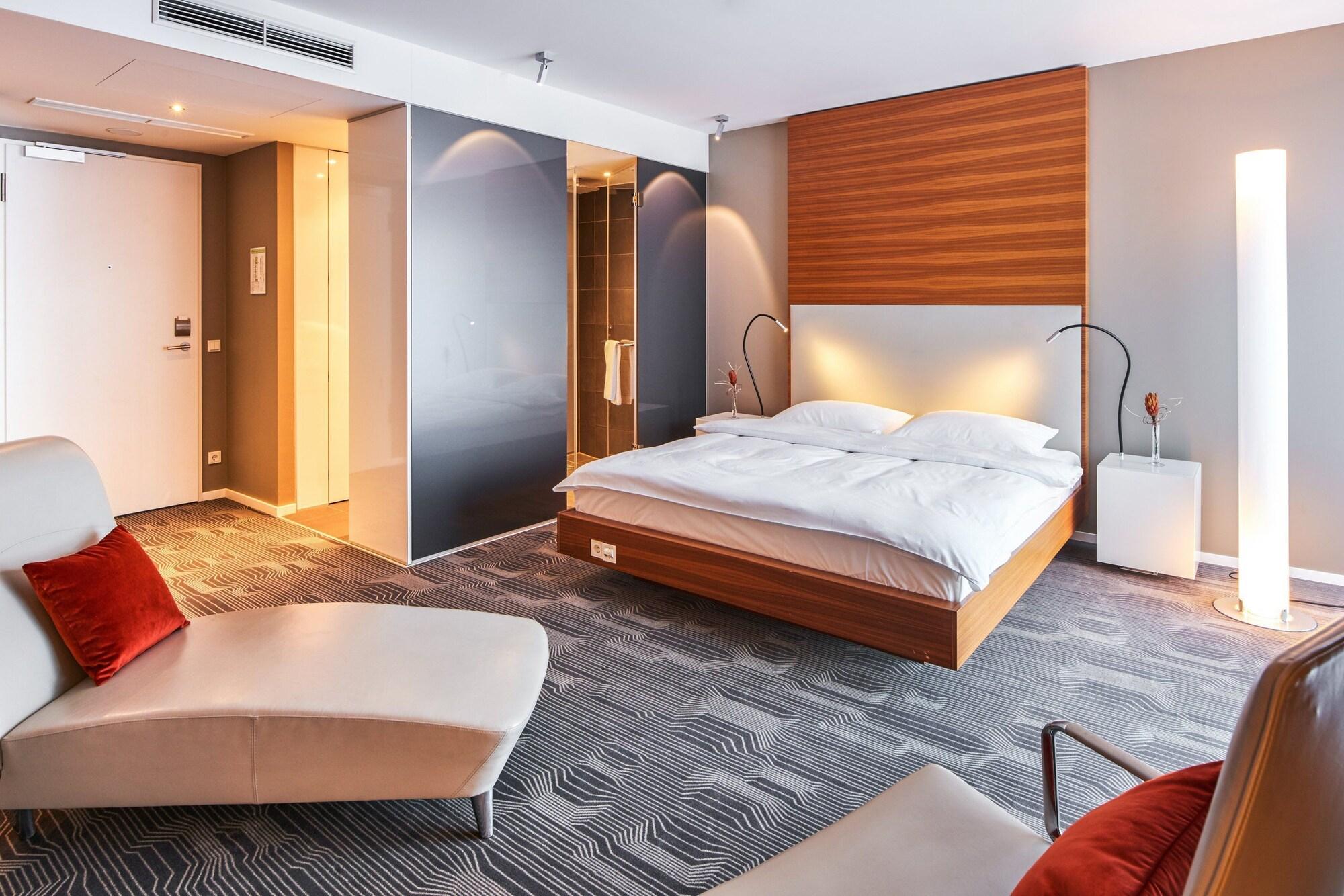 LÉGÈRE HOTEL Luxembourg Schuttrange Extérieur photo