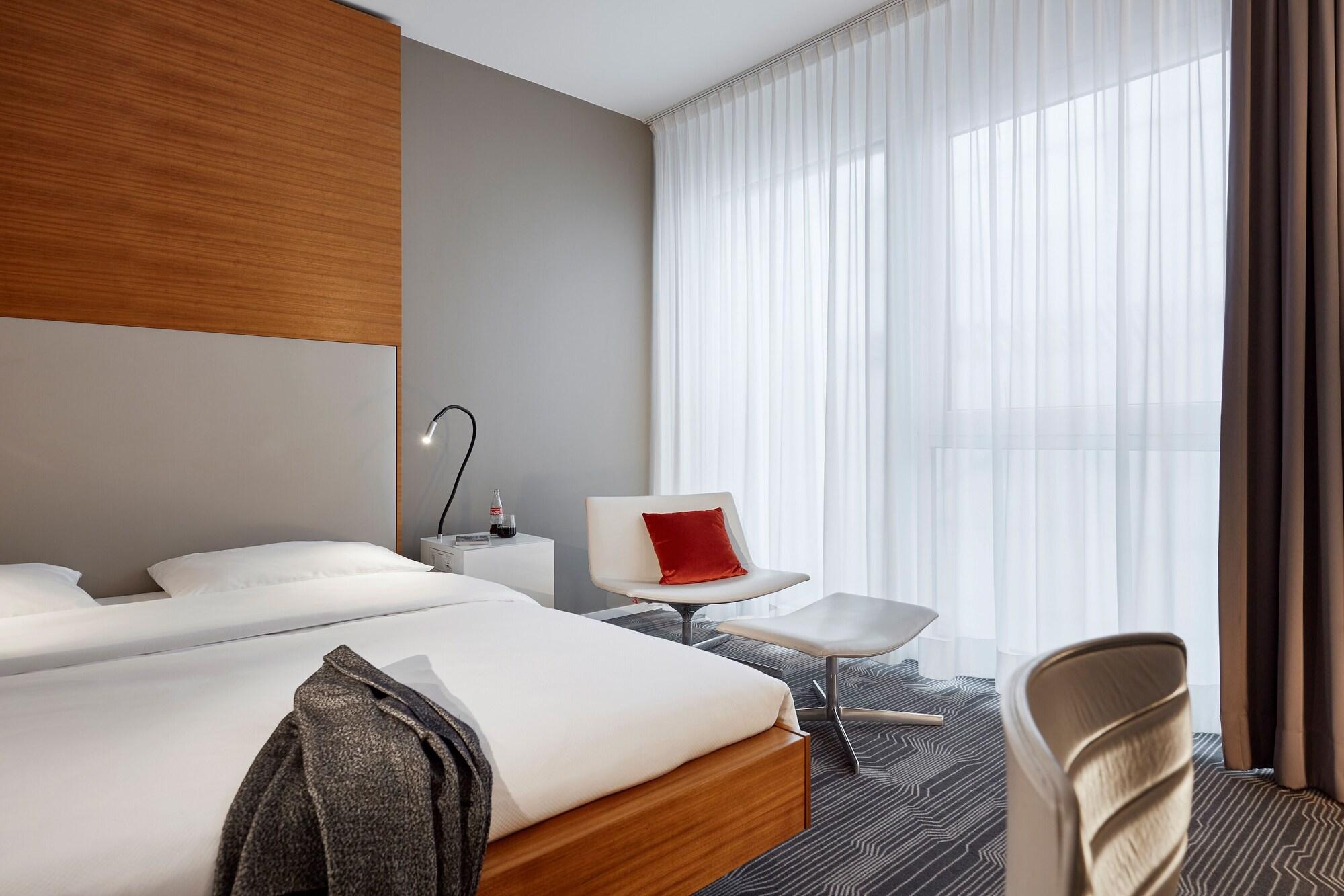 LÉGÈRE HOTEL Luxembourg Schuttrange Extérieur photo