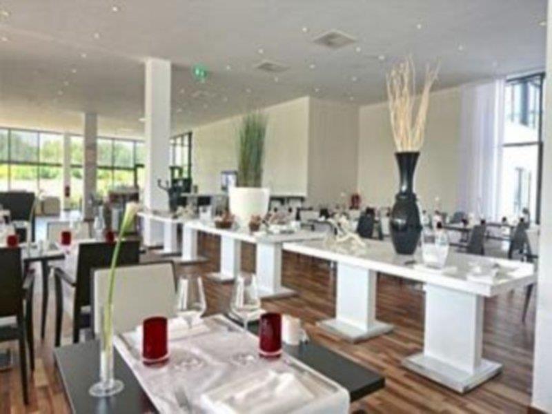 LÉGÈRE HOTEL Luxembourg Schuttrange Restaurant photo