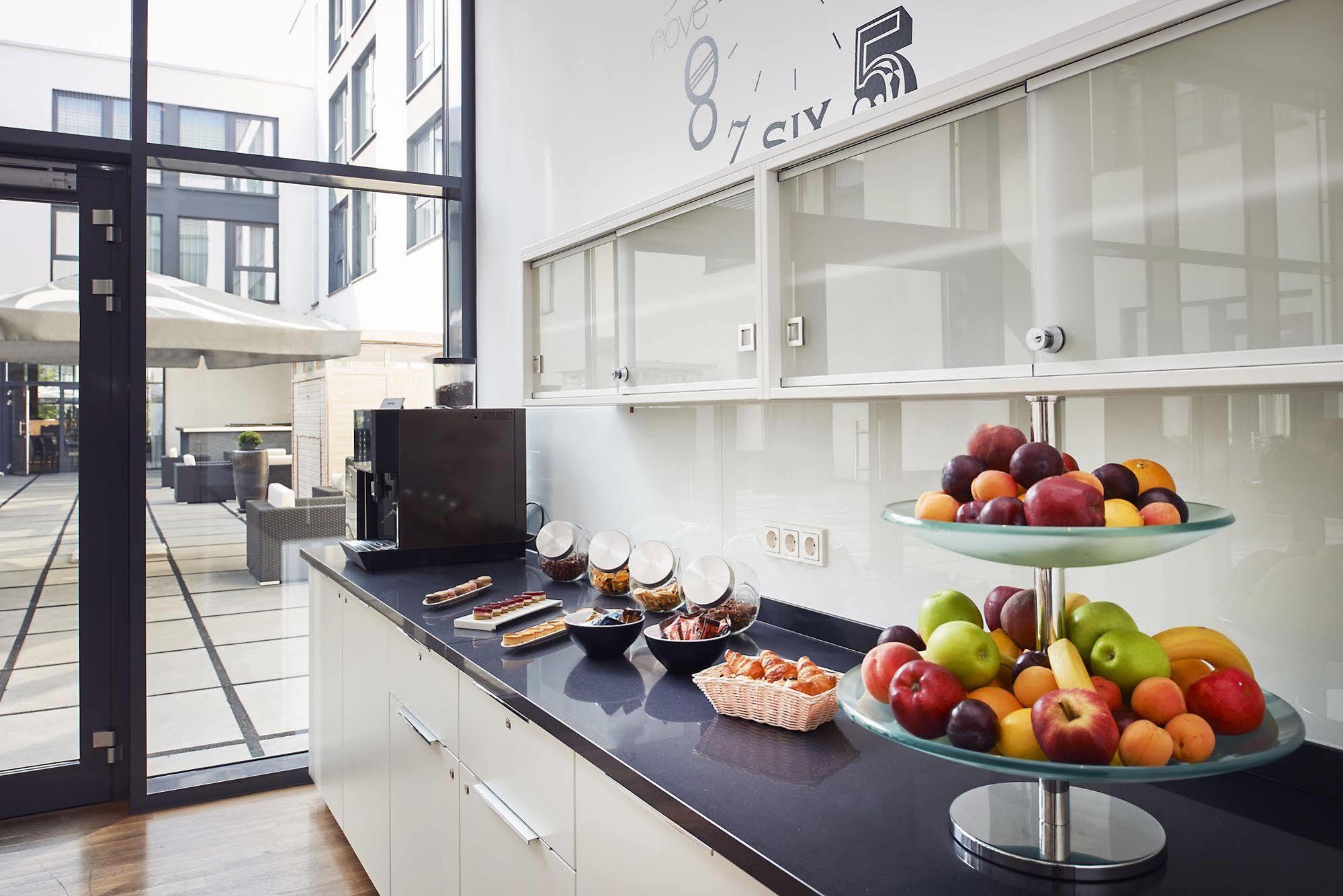 LÉGÈRE HOTEL Luxembourg Schuttrange Extérieur photo
